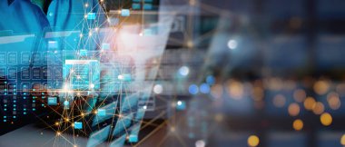 Uyum, dijital tablet belge yönetim sistemi (DMS), Sanal çevrimiçi belge veritabanı ve dosyaları verimli bir şekilde yönetmek için işlem otomasyonunu yöneten iş kadını kurallarını belirler