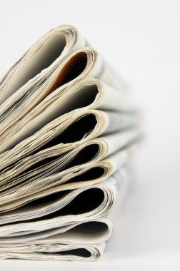 Gazeteler yığını