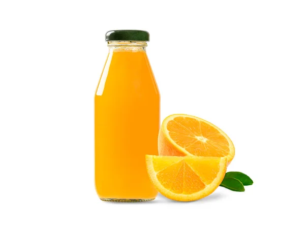 Bottle Glass Orange Juice Sliced Orange Fruits Green Leaves Isolated — стоковое фото
