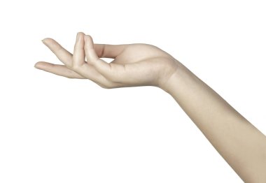 Beyaz arka planda el kol hareketi yapan genç bir kadın..