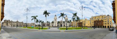 Lima, Peru - 17 Nisan 2022: Lima Tarih Merkezi Plaza Belediye Başkanı.