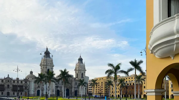 Lima, Peru - 17 kwietnia 2022: Plaza Mayor in Historic Center of Lima, Peru, Śródmieście. — Zdjęcie stockowe