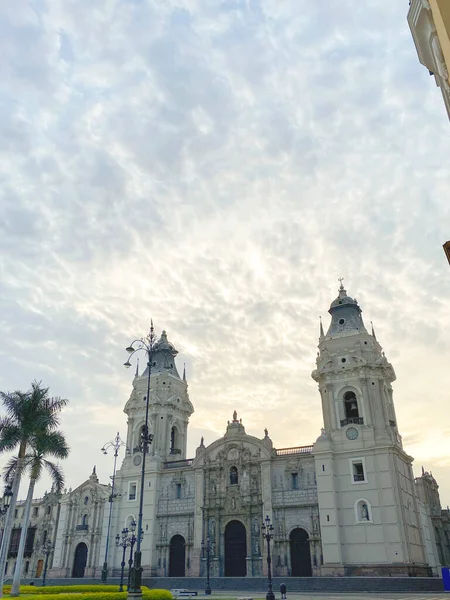 Lima, Peru - 17 Nisan 2022: Lima Tarih Merkezi Plaza Belediye Başkanı.