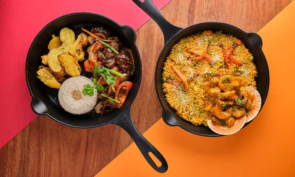 Deniz mahsullü pilav ve Lomo Saltado, Peru mutfağının tipik yiyeceği. Mor soğanlı sığır filetosu, sarı biber, domates, tavada servis edilir.