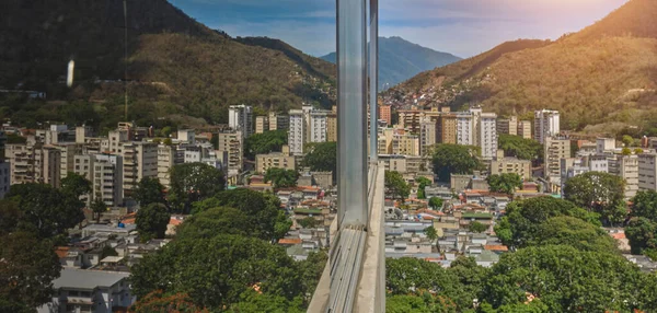 Venezuela, Caracas, vista a la ventana y reflexión de la ciudad. — Foto de Stock