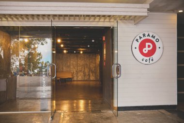 Venezuela 'da yeni bir kafe zinciri olan Cafe Paramo' nun bir şubesi. Ortak çalışma kavramı.