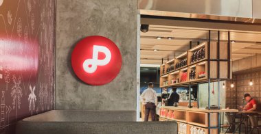 Store Cafe Paramo, Simon Bolivar Havaalanı, Maiquetia, Venezuela 'da yeni bir kahve dükkanı zinciri..