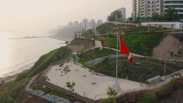 Aerial View Parque Bicentenario Armendariz Downhill Miraflores Town Costa Verde — Stock Video