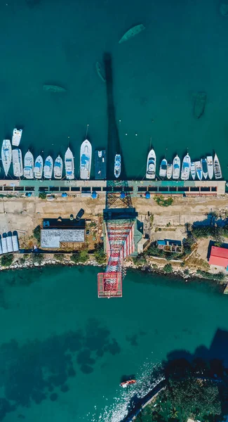 Vista Aérea Barcos Increíbles Atardecer Paisaje Minimalista Con Barcos Mar — Foto de Stock