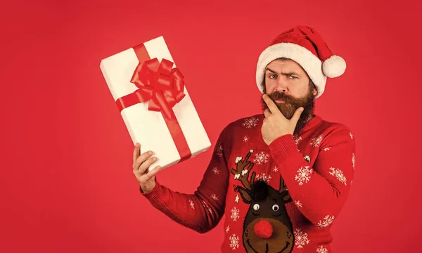 すべてのあなたの日が幸せで明るいことがあります。クリスマスの売り上げをコントロールできない。クリスマスギフトショッピング。ここで販売平和と喜び。配送サービス。幸せな依頼人だ。クリスマスの伝統。男xmasお祝い — ストック写真