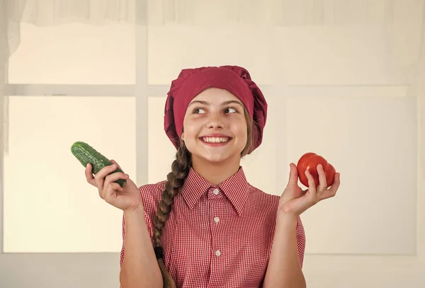 Fühlen Sie sich wohl. natürliche nützliche Nahrung. Gesundheit und Ernährung. Glückliche Kindheit. — Stockfoto