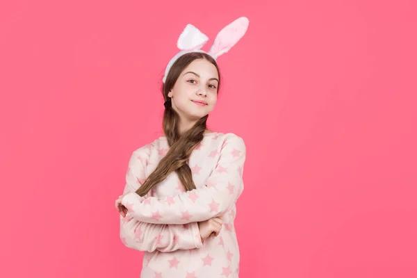 Nice hairstyle. happy childhood. cheerful bunny kid. copy space. happy easter holiday. — Fotografia de Stock