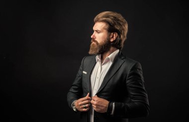 Modern başarılı erkek ticareti kariyerini, giyim mağazası konseptini temsil et