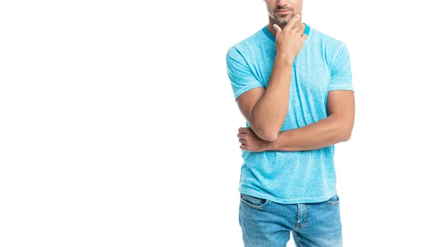 Feliz bonito caucasiano homem de meia idade acariciando queixo em estilo casual isolado no branco — Fotografia de Stock