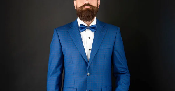 Cropped man in tuxedo bow tie. cropped bride groom in formalwear on black background. formal fashion — Stock Photo, Image
