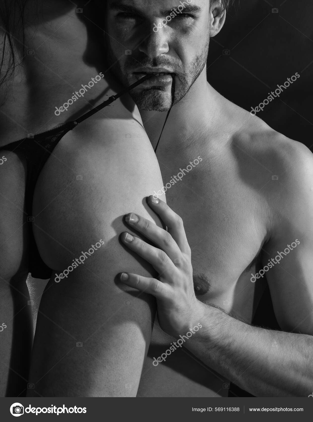 Porno erkaklar toplarini tortadi