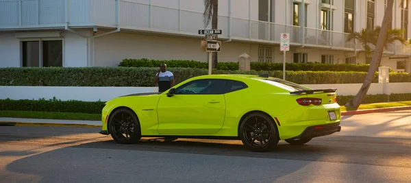 Palm Beach Florida Usa March 2021 Chevrolet Camaro Car Side — Stock Photo, Image