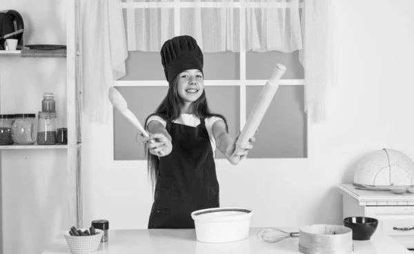 Uso Infantil Colher Madeira Colher Rolante Cozinha — Fotografia de Stock
