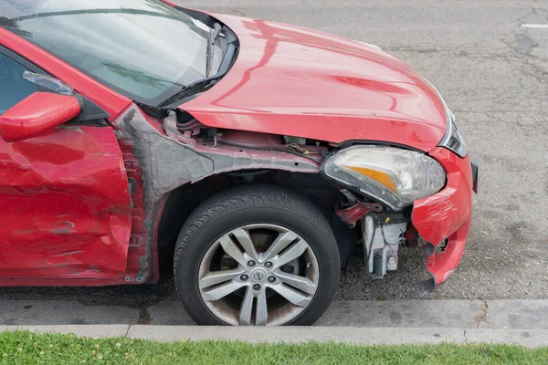 Seattle Washington Usa April 2021 Broken Nissan Car Car Accident — Stock Photo, Image