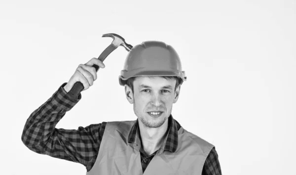 Man Bouwer Gebruik Hamer Professionele Reparateur Helm Bouwen Bouwen Bekwame — Stockfoto