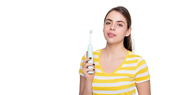 Junges Mädchen Mit Elektrischer Zahnbürste Isoliert Auf Weißem Hintergrund — Stockfoto