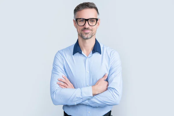 Sonriente Maduro Jefe Oficina Camisa Usando Gafas — Foto de Stock