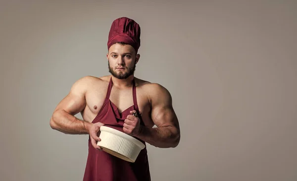 Handsome Bodybuilder Wear Cook Apron While Cooking Healthy Food Diet — Stock Photo, Image