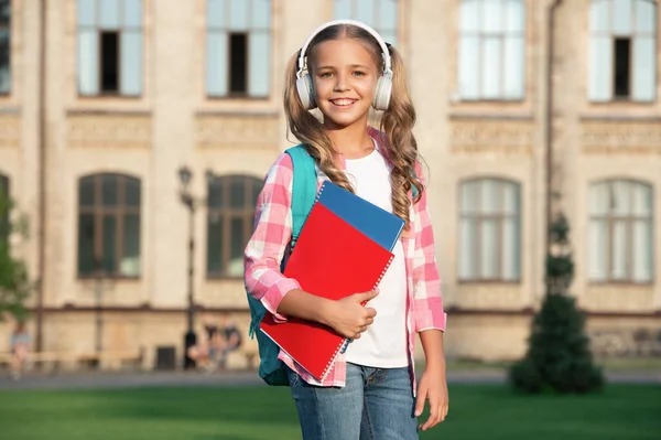 Happy Teenage Girl Back School Outdoors Music — Stock Fotó