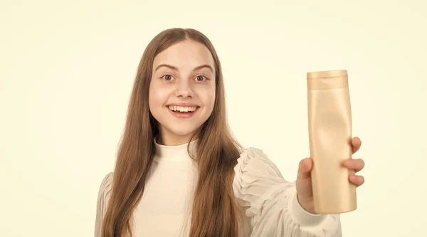 Happy Kid Presenting Shampoo Hair Body Conditioner Bottle Isolated White — Foto de Stock