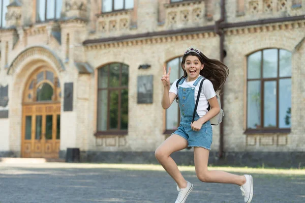 Amazed Teen Kid Jump Energetic Teen Girl Jump Outdoor Free — Fotografia de Stock