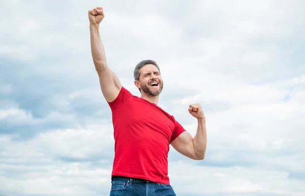 Happy Man Red Shirt Outdoor Sky Background Happiness — Φωτογραφία Αρχείου