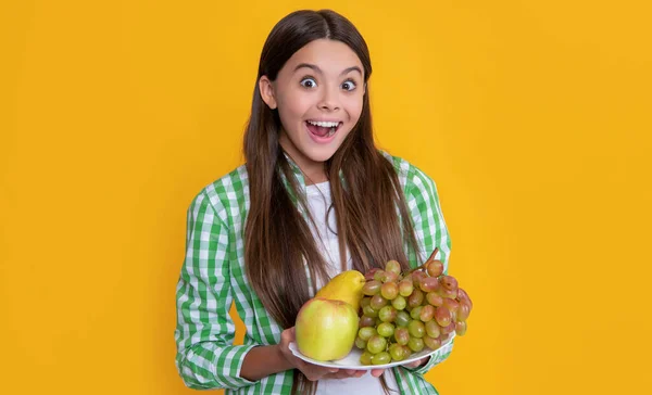 Amazed Teen Child Fruit Plate Yellow Background — 스톡 사진
