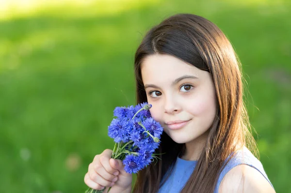 Face Cheerful Teenager Girl Teen Girl Outdoor Pretty Girl Summertime — Stockfoto