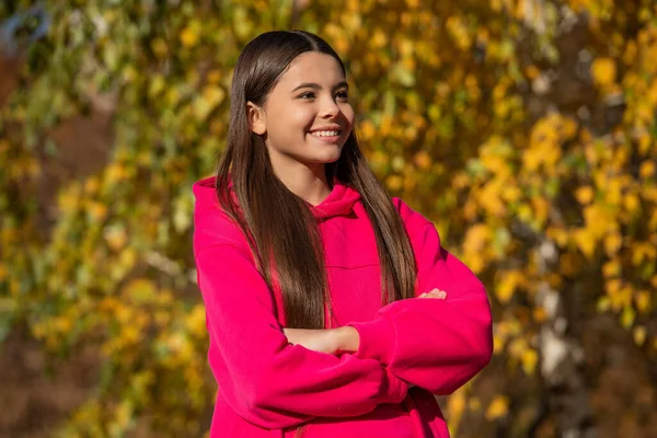 Happy Teen Girl Outdoor Autumn Season — ストック写真