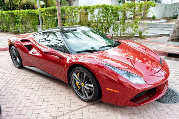 Miami Beach Florida Usa April 2021 Red Ferrari 488 Gtb — стокове фото