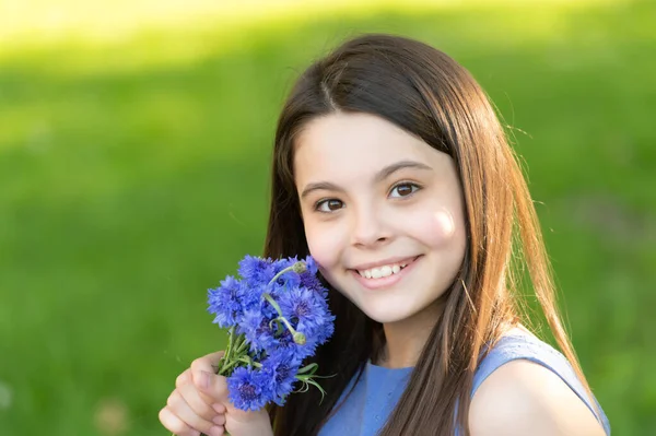 Face Glad Teenager Girl Teen Girl Outdoor Pretty Girl Summertime — Stockfoto