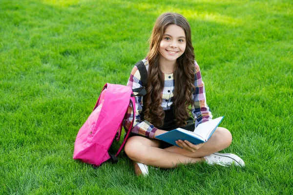 Happy Teen Girl Reading Book Sitting Grass School Back School — Stockfoto