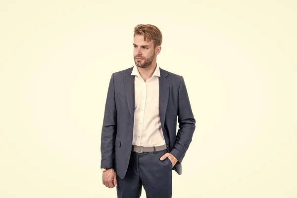 Sebevědomý Úspěšný Muž Podnikatel Obleku Izolovaný Bílém Formální Oblečení — Stock fotografie
