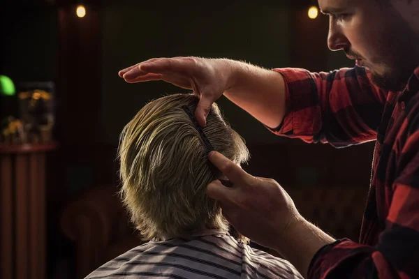 Cuidado Del Cabello Cuidado Barba Peluquero Profesional Barbería Interior Barba — Foto de Stock