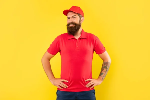 Happy Bearded Man Casual Red Cap Tshirt Standing Tattooed Arms — Foto Stock