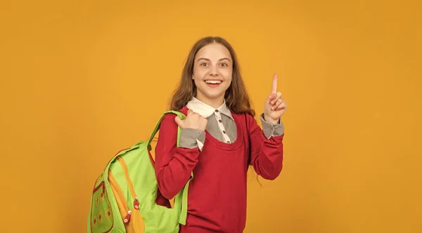 Happy Inspired Idea Teen Girl School Backpack Yellow Background School — Stockfoto