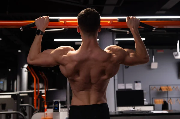 Athlète Sportif Pullup Dans Gymnase Remise Forme Pullup Athlète Pratiquant — Photo