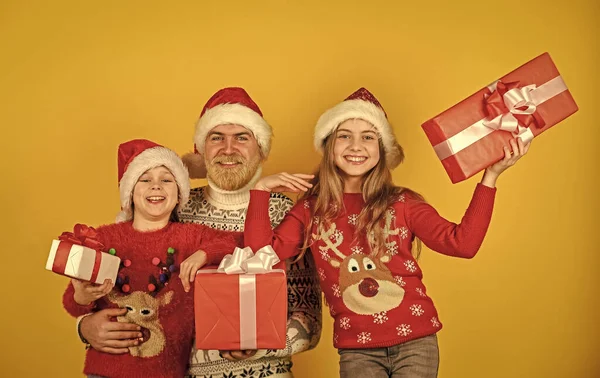 Vrolijk Kerstfeest Nieuwjaar Winkelen Tijd Voor Cadeautjes Gelukkige Familie Viert — Stockfoto