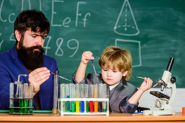 Biologie Und Chemieunterricht Zurück Zur Schule Vater Und Sohn Der — Stockfoto