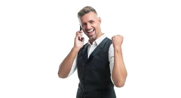 幸せなプロの男でスーツベスト話上の携帯電話作る受賞ジェスチャー隔離された上のホワイト — ストック写真