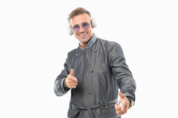 Feliz Hombre Negocios Haciendo Gestos Armas Mano Estudio Aislado Blanco — Foto de Stock