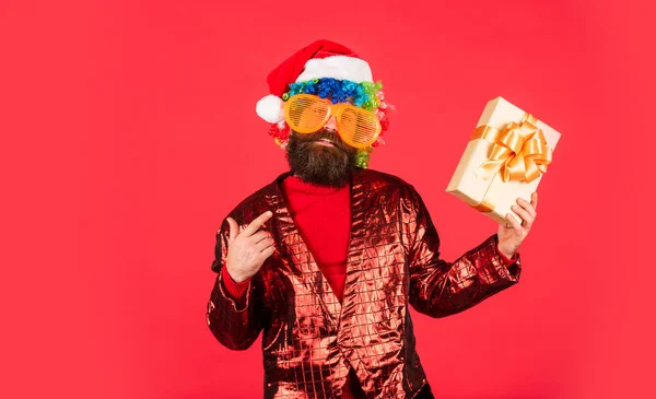 Mira Para Allá Papá Noel Barbudo Con Sombrero Celebrar Fiesta —  Fotos de Stock