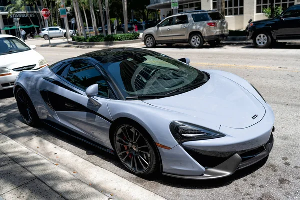 Miami Beach Florida Eua Abril 2021 Branco Mclaren 570S Sportcar — Fotografia de Stock