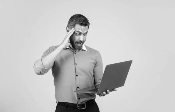 Sorprendido Jefe Negocios Abogado Con Cuaderno Éxito — Foto de Stock