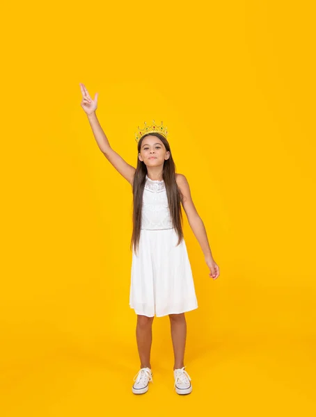 Positive Teen Girl Crown Yellow Background — Stock Photo, Image